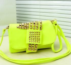 Bolsa de couro verde limão