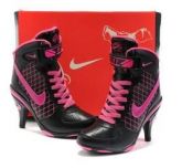Sapato de salto Nike