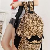 mochila onça
